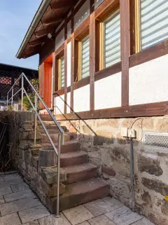 haus-zugang-aussentreppe.webp