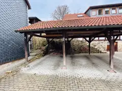 maisonette-carport-stellplatz.webp